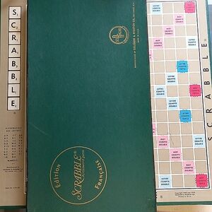 Vintage Scrabble Board game French Edition